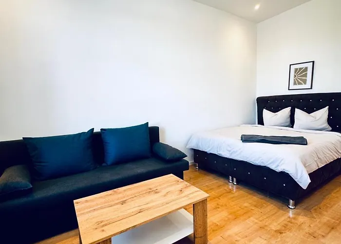 Comforatble 3br Near Kaufpark Alterlaa Viyana