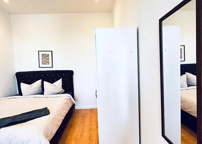 Comforatble 3br Near Kaufpark Alterlaa Daire