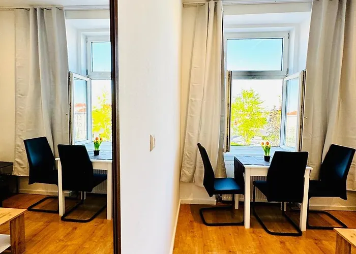 Comforatble 3br Near Kaufpark Alterlaa * Viyana